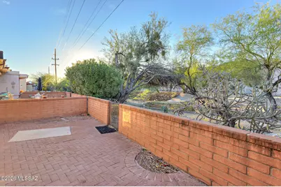 77 W Calle Del Lago, Green Valley, AZ 85614 - Photo 19