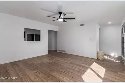 7120 E 38th Street, Tucson, AZ 85730 - Photo 5
