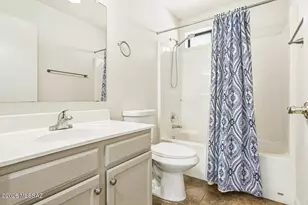 814 W Belltower Dr, Green Valley, AZ 85614 - Photo 33