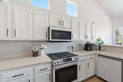 103 Mesa Court, Rio Rico, AZ 85648 - Photo 17