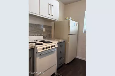 1776 S Palo Verde #E208, Tucson, AZ 85713 - Photo 3