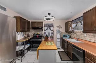 4036 E Santa Barbara Ave, Tucson, AZ 85711 - Photo 17