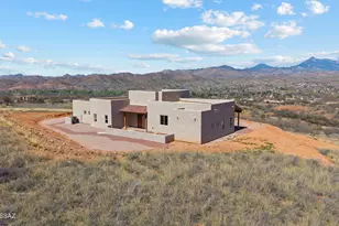 109 Red Mountain Ct, Patagonia, AZ 85624 - Photo 1