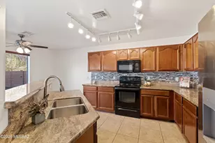 4053 E Agate Knoll Dr, Tucson, AZ 85756 - Photo 11