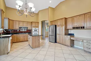 63762 E Desert Peak Dr, Saddlebrooke, AZ 85739 - Photo 11