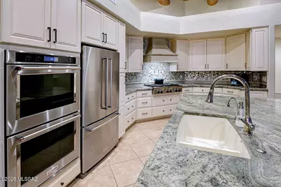 6261 E Calle De Mirar, Tucson, AZ 85750 - Photo 7