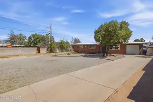 822 N Duffy Pl, Tucson, AZ 85711 - Photo 25