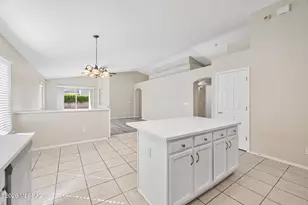 10452 E Pike St, Tucson, AZ 85747 - Photo 17