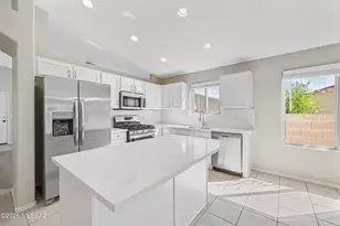 10452 E Pike St, Tucson, AZ 85747 - Photo 19