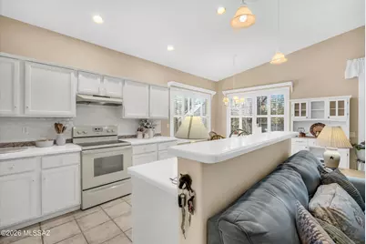 9074 N Safflower Lane, Tucson, AZ 85743 - Photo 21
