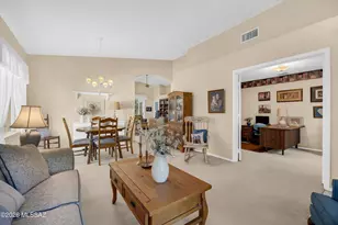 9074 N Safflower Ln, Tucson, AZ 85743 - Photo 7