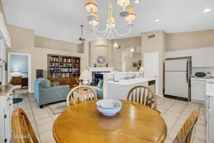 9074 N Safflower Ln, Tucson, AZ 85743 - Photo 17