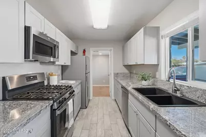 6052 E 17th Street, Tucson, AZ 85711 - Photo 7