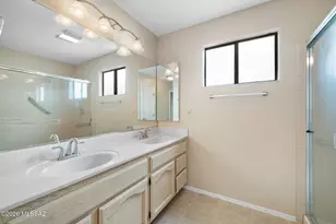 38230 S Elbow Bend Dr, Saddlebrooke, AZ 85739 - Photo 25