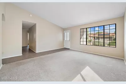 38230 S Elbow Bend Drive, Saddlebrooke, AZ 85739 - Photo 11