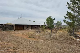 20 Horseshoe Ct, Elgin, AZ 85611 - Photo 3