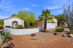 2860 S Greenside Pl, Green Valley, AZ 85614 - Photo 1