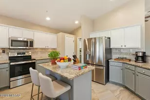 2860 S Greenside Pl, Green Valley, AZ 85614 - Photo 17