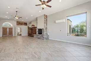 2860 S Greenside Pl, Green Valley, AZ 85614 - Photo 15