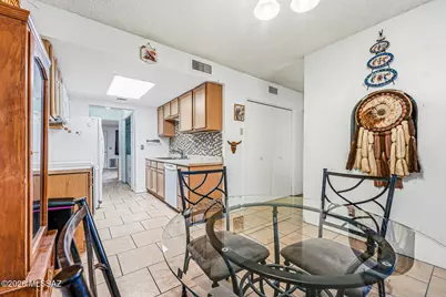 273 N Paseo De Los Conquistadores, Green Valley, AZ 85614 - Photo 11