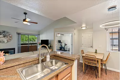 101 S Players Club Drive #9202, Tucson, AZ 85745 - Photo 11