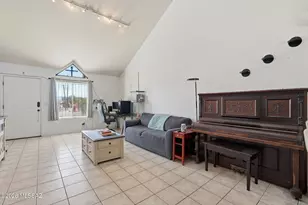 2721 N Pacific Dr, Tucson, AZ 85705 - Photo 7