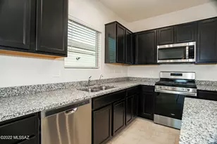 9334 W Creosote Rain Dr, Marana, AZ 85653 - Photo 15