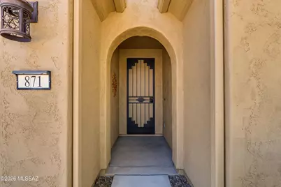 871 N Broken Hills Drive, Green Valley, AZ 85614 - Photo 5