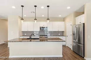 871 N Broken Hills Dr, Green Valley, AZ 85614 - Photo 15