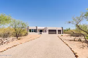 3240 N Bouchard Pl, Tucson, AZ 85749 - Photo 1