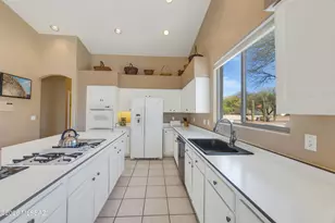 7400 E Pipe Springs Pl, Tucson, AZ 85750 - Photo 17