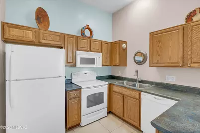7537 S Carver Lane, Tucson, AZ 85747 - Photo 7
