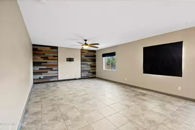 8728 W Hanbury Road, Marana, AZ 85653 - Photo 17