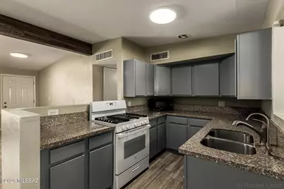 6426 E Calle Herculo, Tucson, AZ 85710 - Photo 17