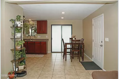 7247 E Bellingham Drive, Tucson, AZ 85730 - Photo 9