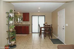 7247 E Bellingham Dr, Tucson, AZ 85730 - Photo 9