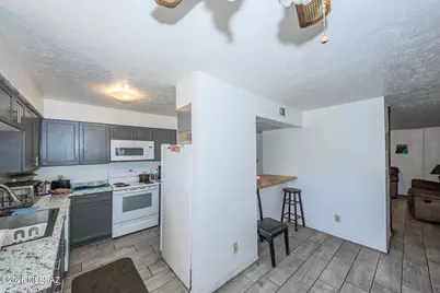 1620 N Wilmot Road #UNIT S345, Tucson, AZ 85712 - Photo 7