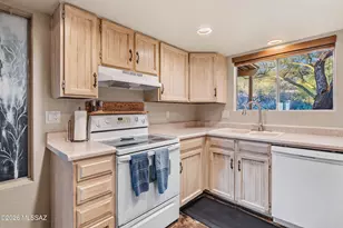 6441 N Foothills Dr, Tucson, AZ 85718 - Photo 11