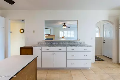 2012 N Horseshoe Trail, Tucson, AZ 85745 - Photo 33