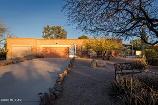 2012 N Horseshoe Trail, Tucson, AZ 85745 - Photo 5