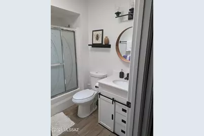 1010 S Calle De La Temporada, Green Valley, AZ 85614 - Photo 9