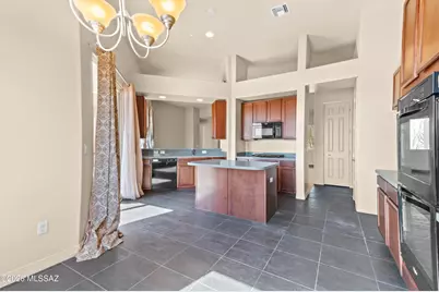 13133 W Blue Yucca Place, Tucson, AZ 85743 - Photo 17