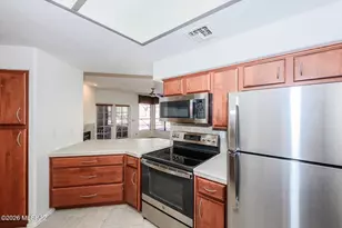 6655 N Canyon Crest Dr, Tucson, AZ 85750 - Photo 9