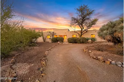 6221 N Placita De Rojelio, Tucson, AZ 85718 - Photo 1