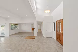 6221 N Placita de Rojelio, Tucson, AZ 85718 - Photo 9