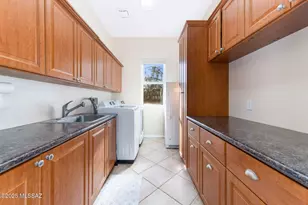 732 W Burntwater Dr, Oro Valley, AZ 85755 - Photo 37