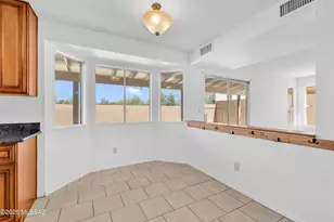 8179 N Streamside Ave, Tucson, AZ 85741 - Photo 13