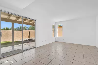 8179 N Streamside Avenue, Tucson, AZ 85741 - Photo 15