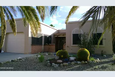 352 E Paseo Verde, Green Valley, AZ 85614 - Photo 1
