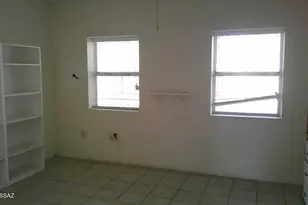 352 E Paseo Verde, Green Valley, AZ 85614 - Photo 11